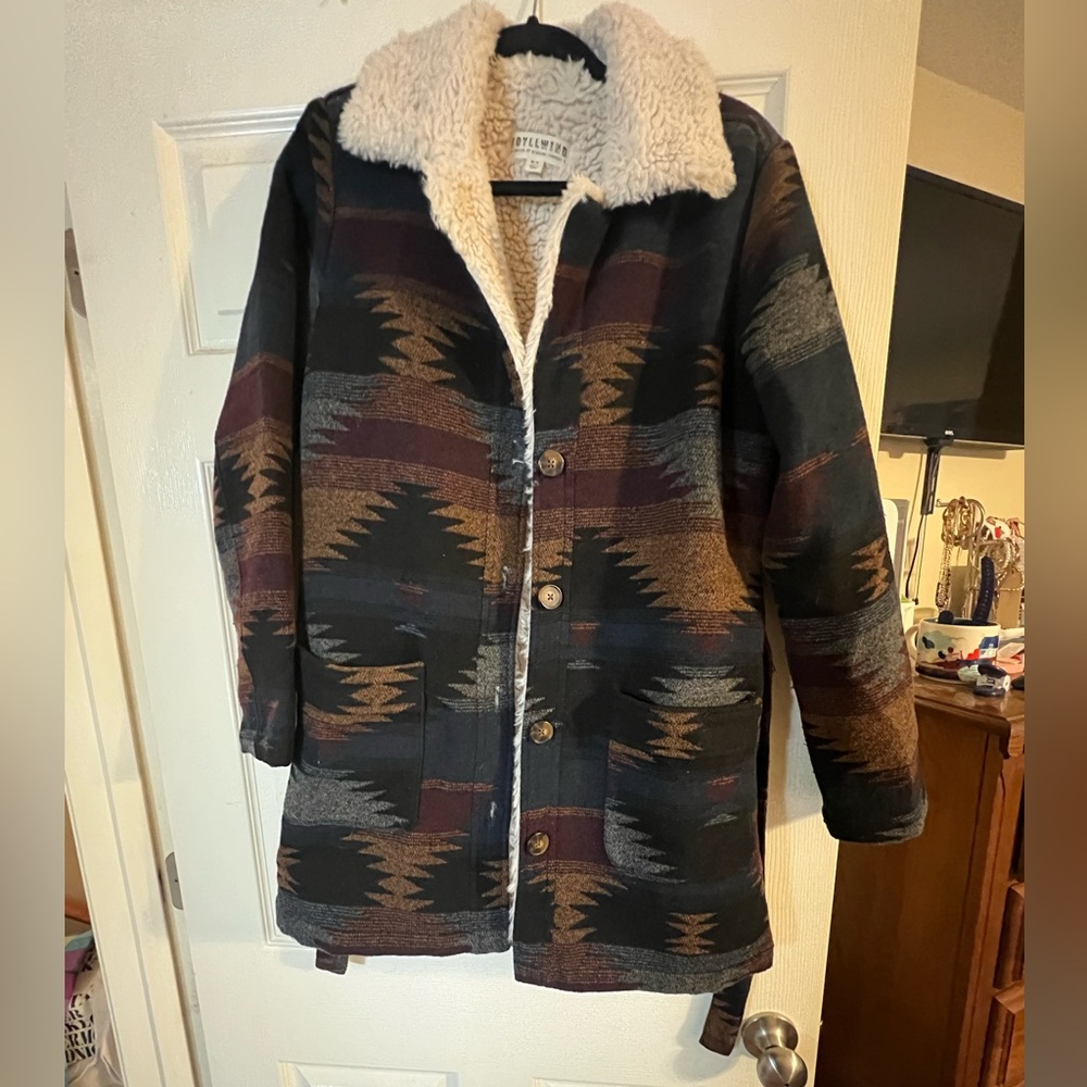 Idyllwind women’s Aztec southwestern coat